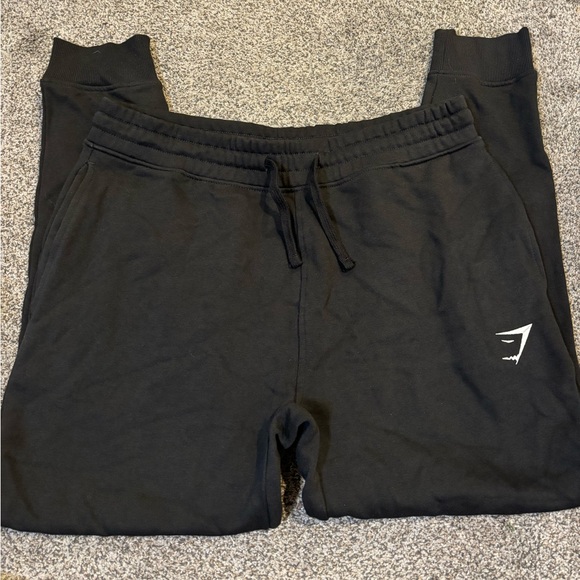 Gymshark Crest Joggers - Picture 1 of 3